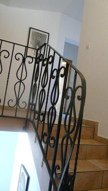 Guest House Zivkovic Sveti Stefan Ngoại thất bức ảnh