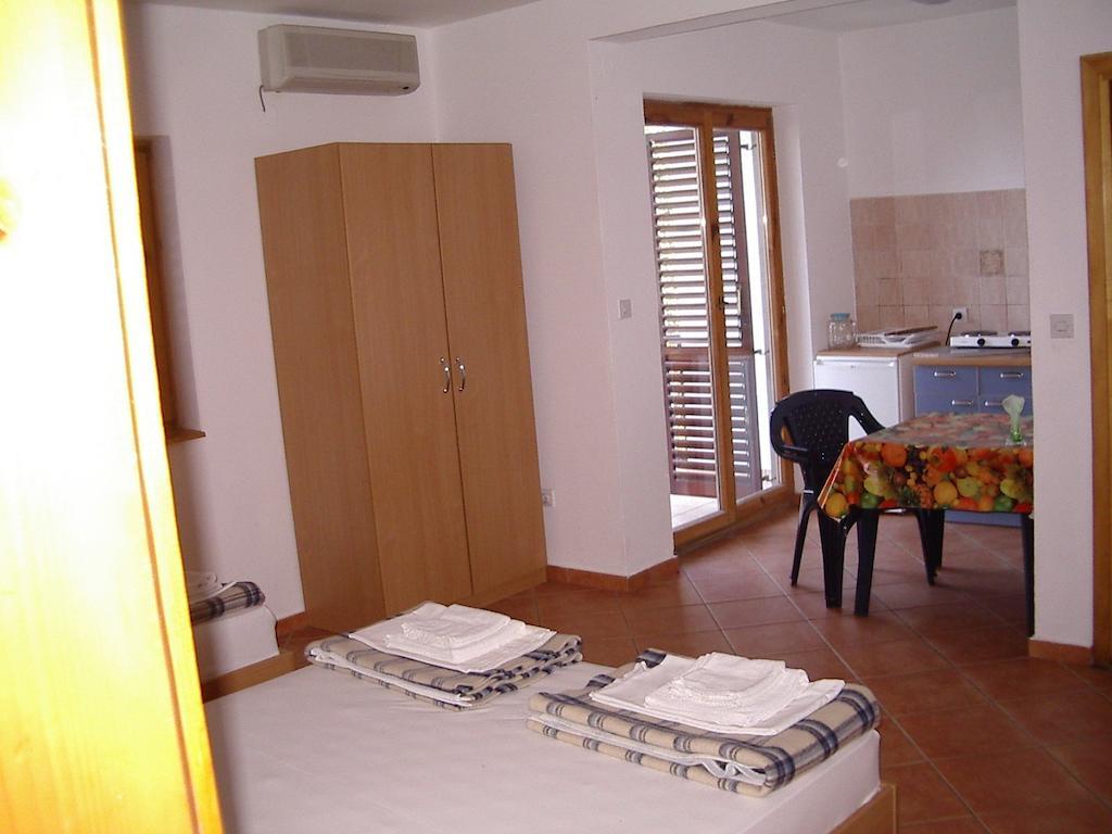 Guest House Zivkovic Sveti Stefan Phòng bức ảnh